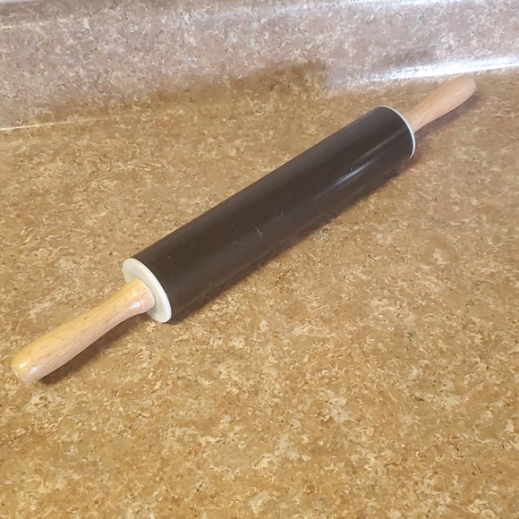 Rolling pin with pie and cake pans - Picture 2 of 11